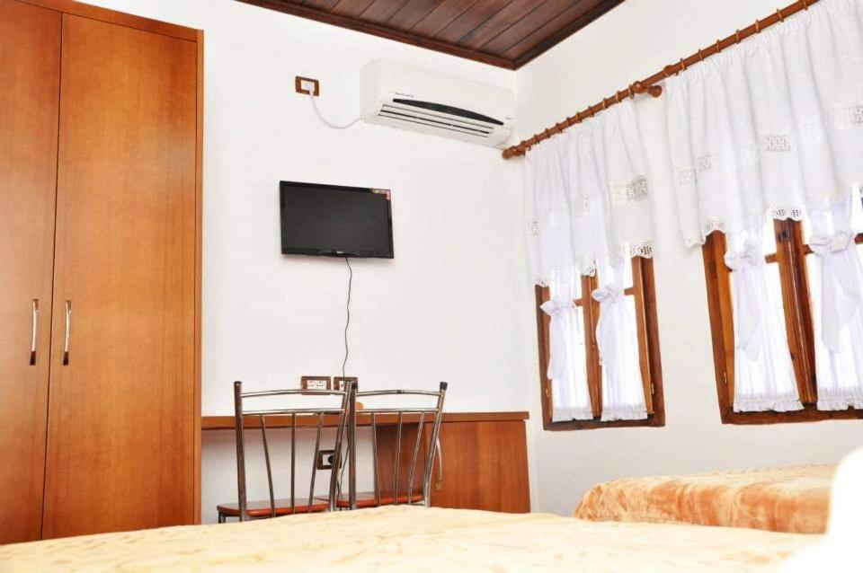 Hava Baci Apartment Berat Exterior foto