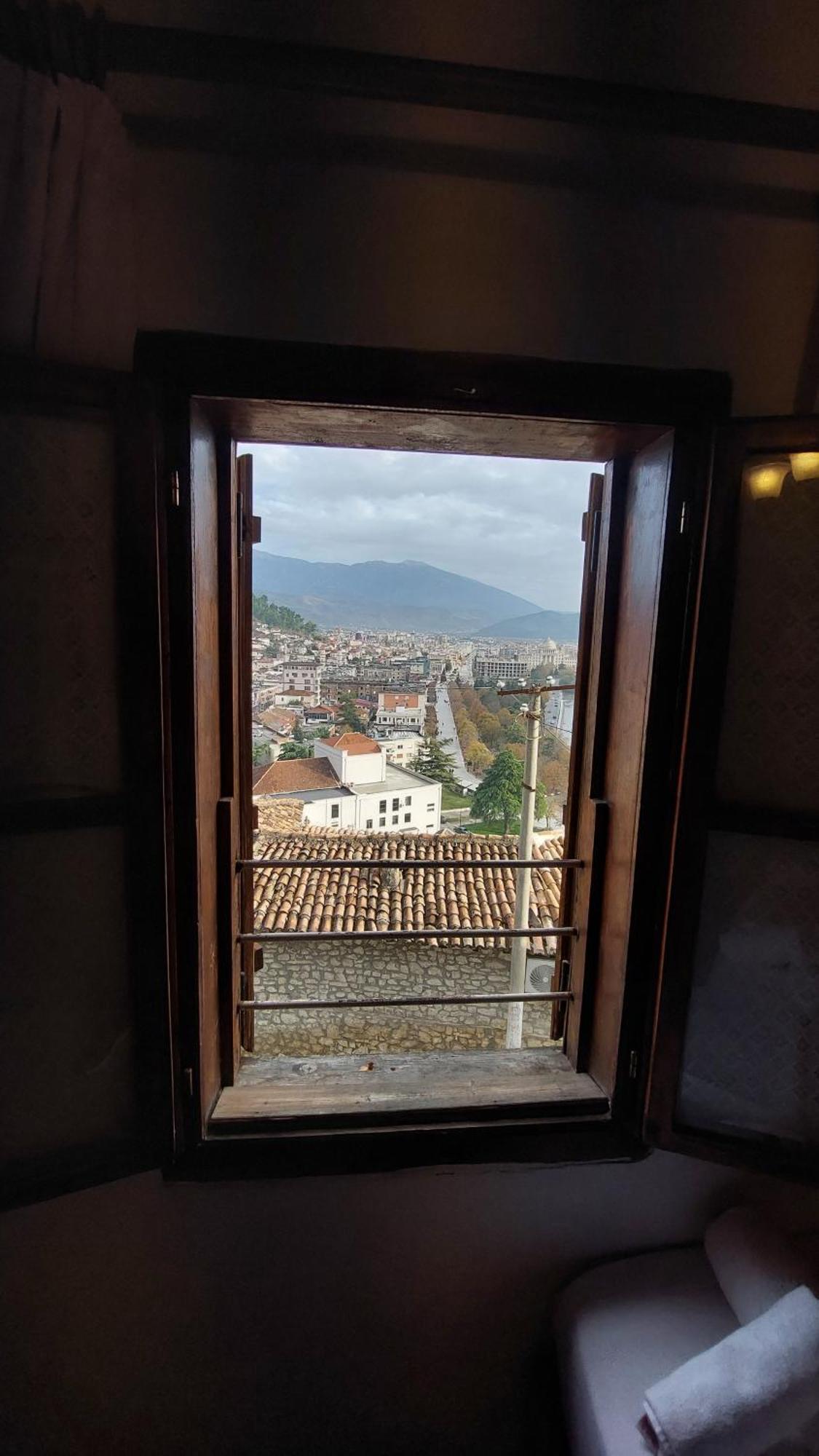 Hava Baci Apartment Berat Exterior foto